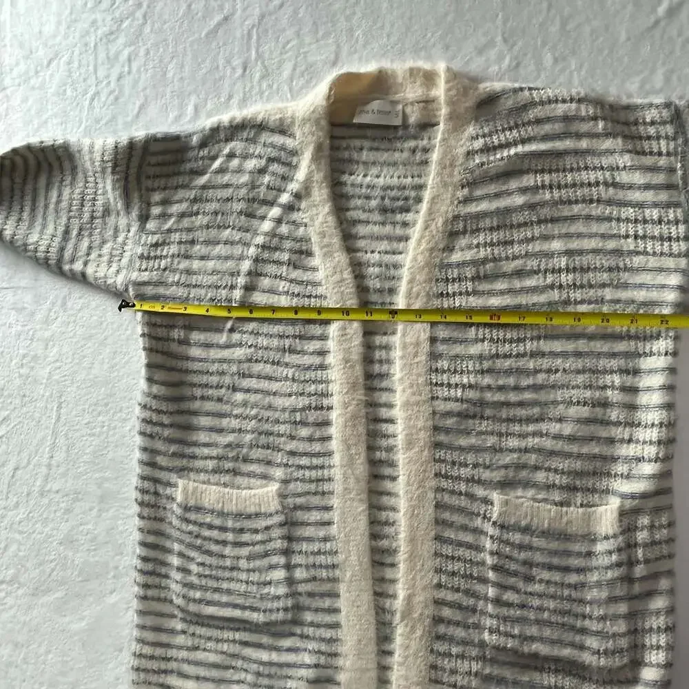 Mia & Tess Cream Blue Striped Fuzzy Open Front‎ Long Cardigan Sweater M/L